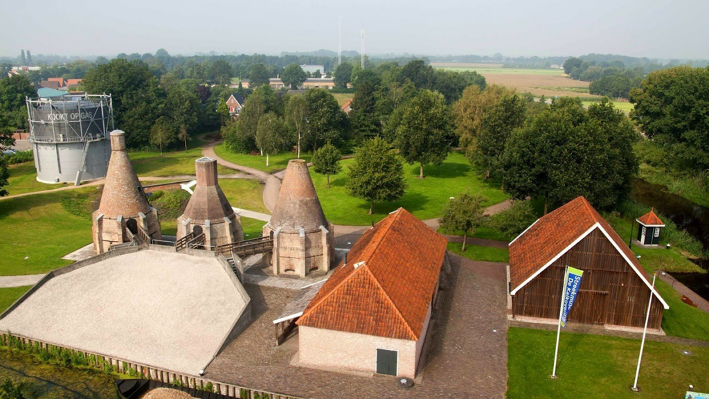 Gashouder Dedemsvaart brengt flyer uit Gashouder Dedemsvaart brengt flyer uit