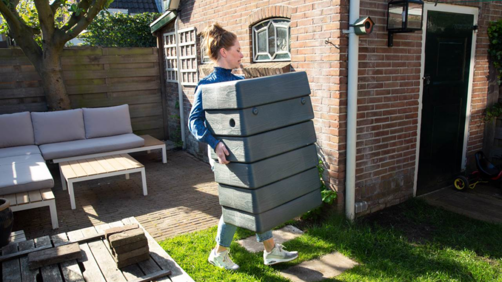 Campagne ‘Gemeente Hardenberg Kleurt Groen’ roept inwoners op tuin klimaatbestendig te maken Campagne 'Gemeente Hardenberg Kleurt Groen' roept inwoners op tuin klimaatbestendig te maken