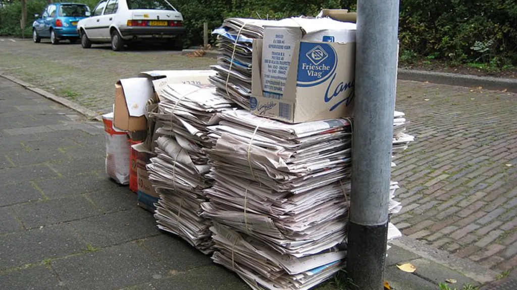 Huis-aan-huis inzameling oud papier in Dedemsvaart op andere manier Huis-aan-huis inzameling oud papier in Dedemsvaart op andere manier