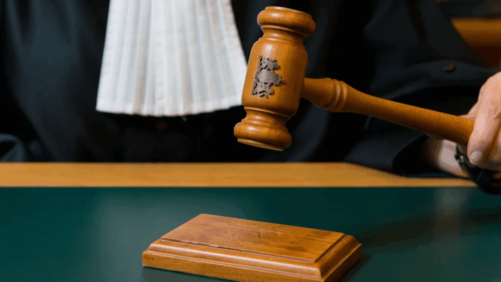 Dubbele verdenking in misbruikzaak: tweede buurtbewoner aangeklaagd Dubbele verdenking in misbruikzaak: tweede buurtbewoner aangeklaagd
