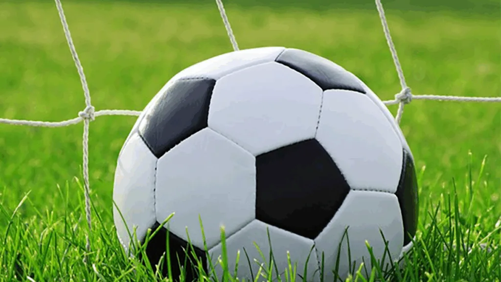 Knotsgekke wedstrijd eindigt in 5-4 voor DVC tegen SC Lutten