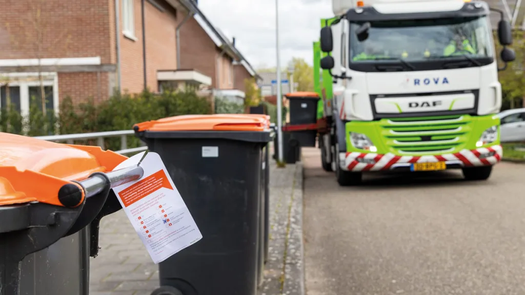 Afvalinspectie: ROVA controleert inhoud GFT- en PMD-containers Afvalinspectie: ROVA controleert inhoud GFT- en PMD-containers