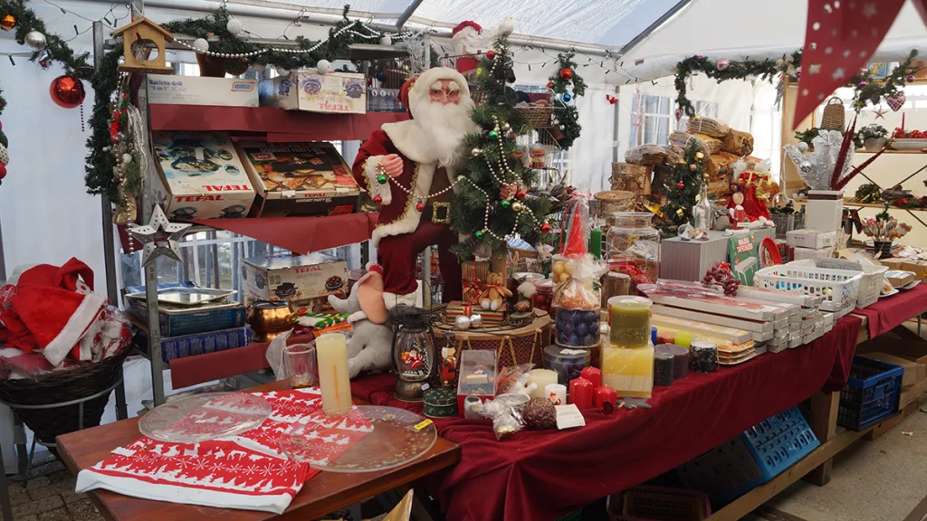 Robin Hoed Dedemsvaart breidt kerstmarkt uit Robin Hoed Dedemsvaart breidt kerstmarkt uit