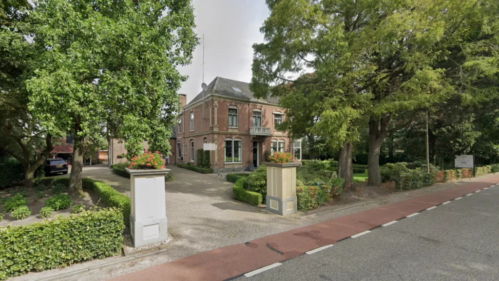Rechter: Beslag op zorgvilla Dedemsvaart blijft van kracht Rechter: Beslag op zorgvilla Dedemsvaart blijft van kracht