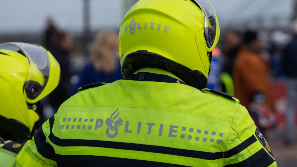 Gewapende straatroof in Dedemsvaart: getuigen gezocht